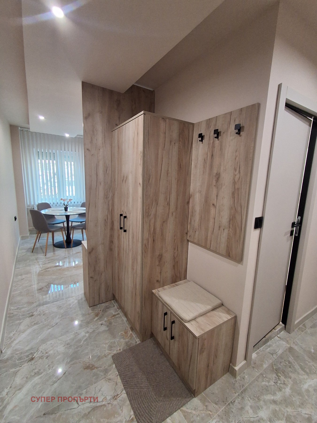 Продава 2-СТАЕН, гр. Плевен, Сторгозия, снимка 3 - Апартаменти - 53802308