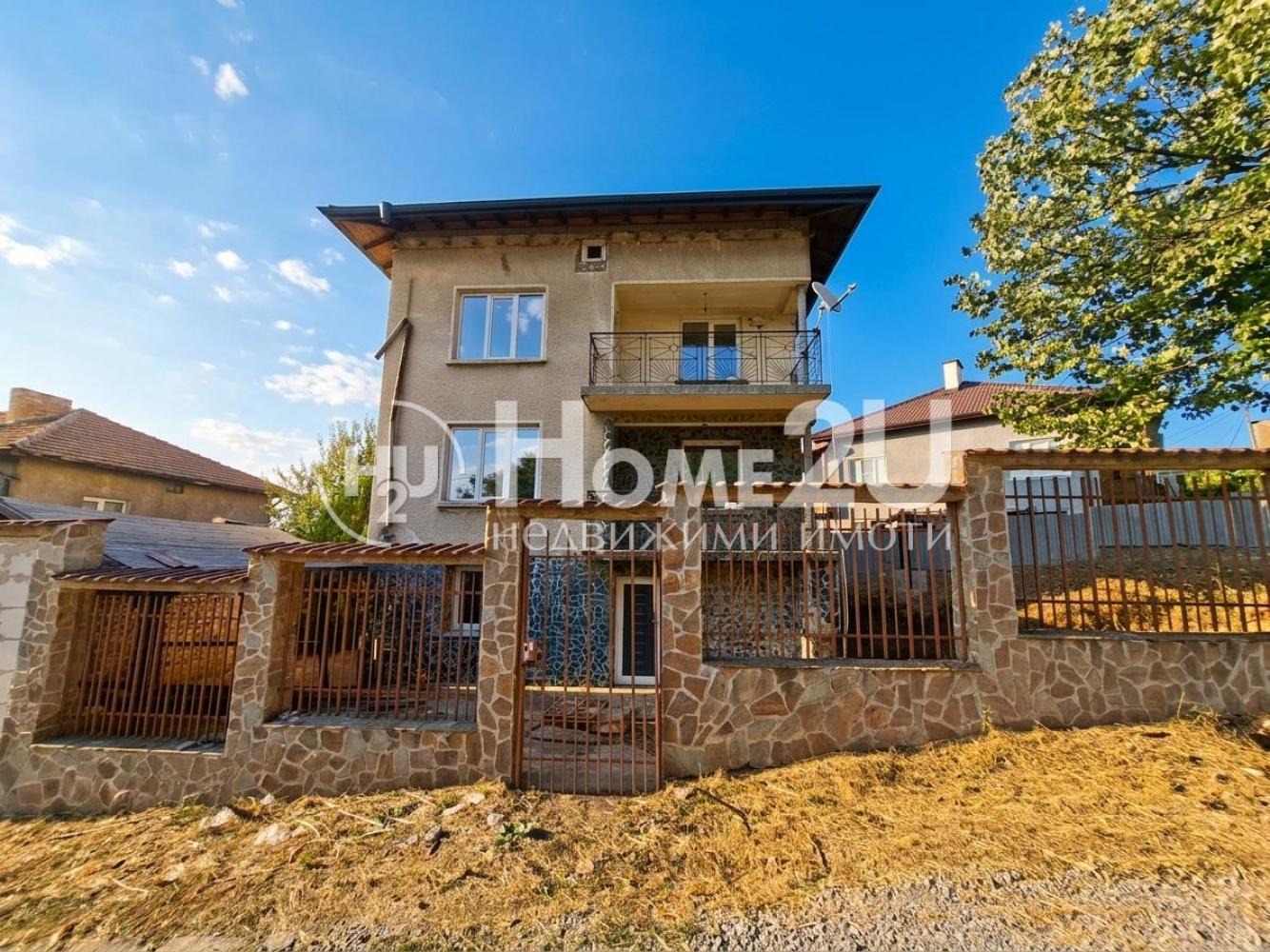 Продава КЪЩА, гр. Перник, Ладовица, снимка 2 - Къщи - 56092392