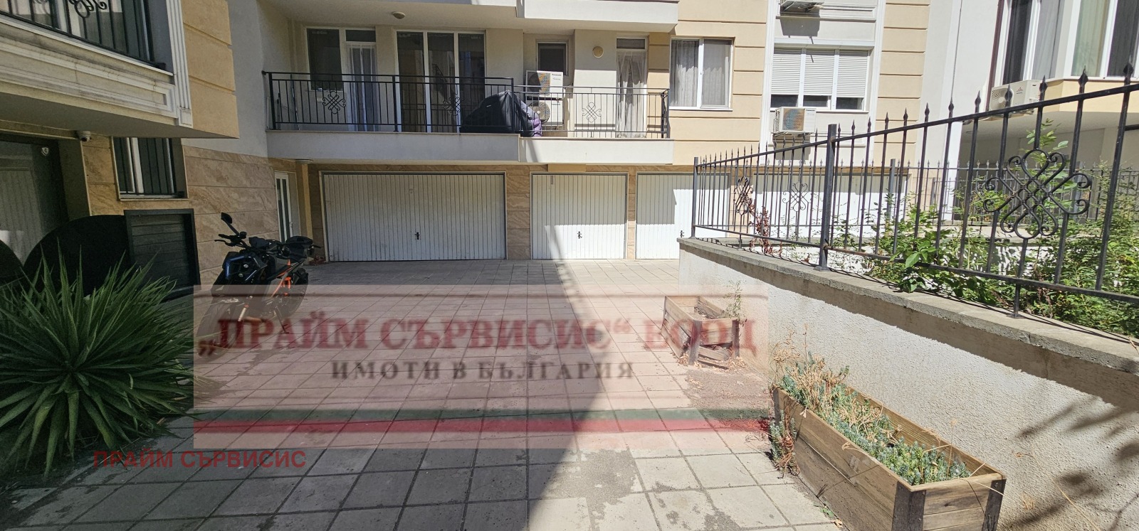 Продава ГАРАЖ, ПАРКОМЯСТО, гр. Бургас, Братя Миладинови