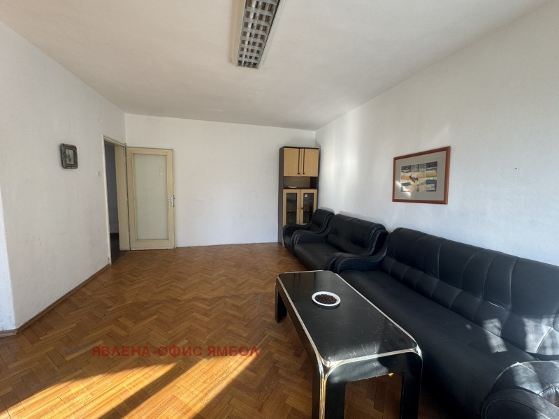 Продава 3-СТАЕН в град Ямбол, Център - 93 кв.м / 140 000 € » 273 816.20 лв., ЯВЛЕНА-ОФИС ЯМБОЛ