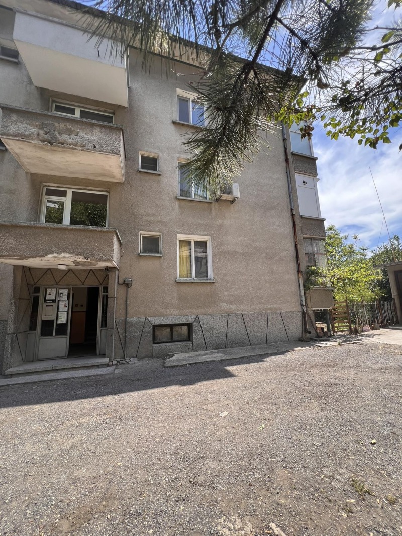 Продава  Многостаен област Сливен , гр. Нова Загора , 130 кв.м | 63562420