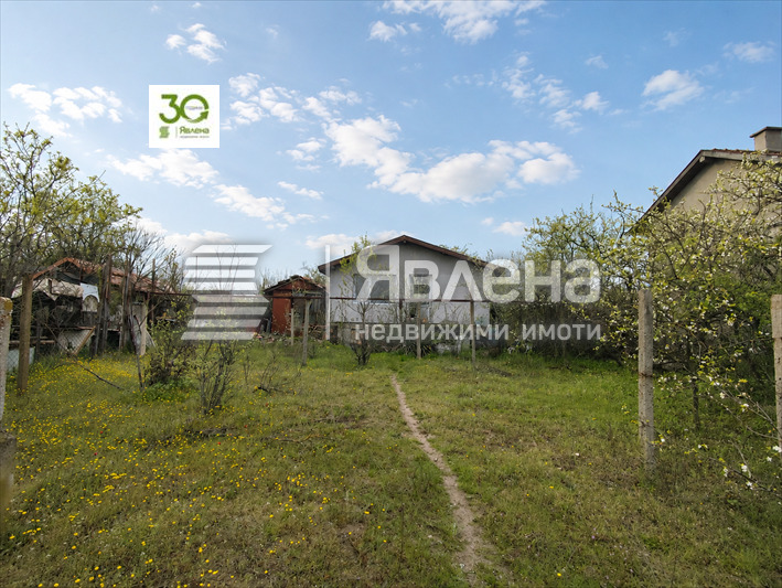 Продава КЪЩА, гр. Варна, м-т Боровец - север