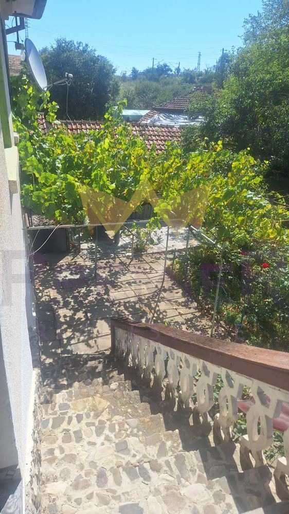 Продава КЪЩА, с. Нова Шипка, област Варна, снимка 14 - Къщи - 55801200