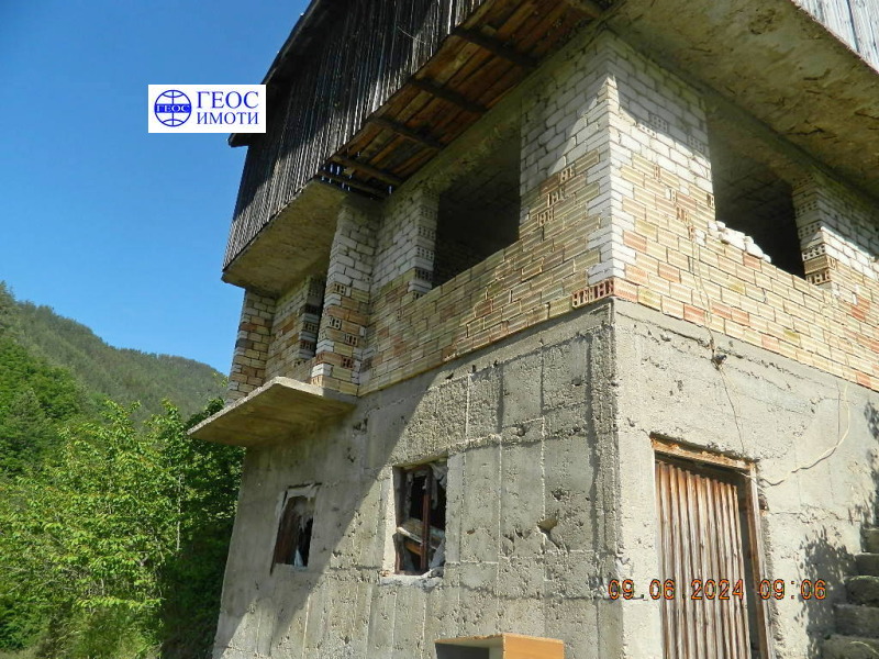 Продава КЪЩА в област Смолян, с. Река - 106 кв.м / При запитване, ГЕОС ИМОТИ ЕООД