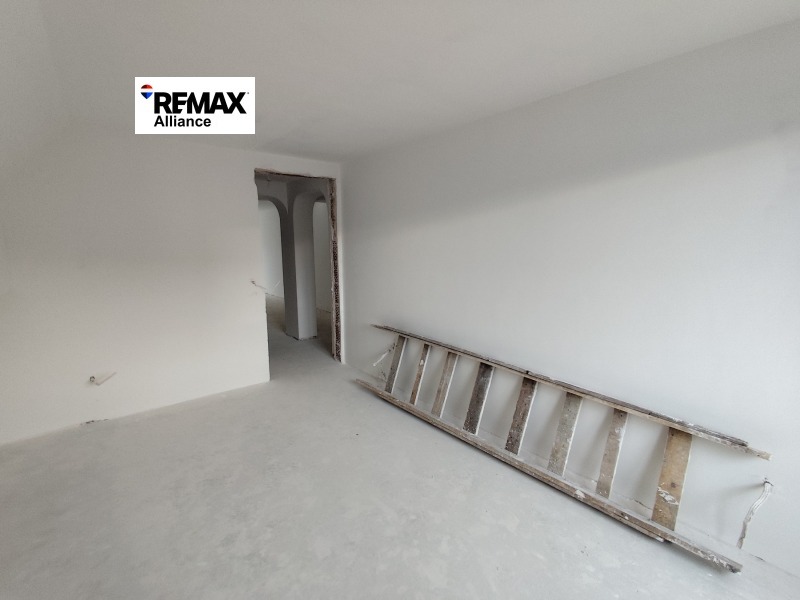 Продава МЕЗОНЕТ, гр. Перник, Център, снимка 9 - Апартаменти - 52352861