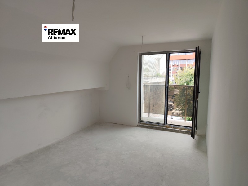 Продава МЕЗОНЕТ, гр. Перник, Център, снимка 3 - Апартаменти - 52352861