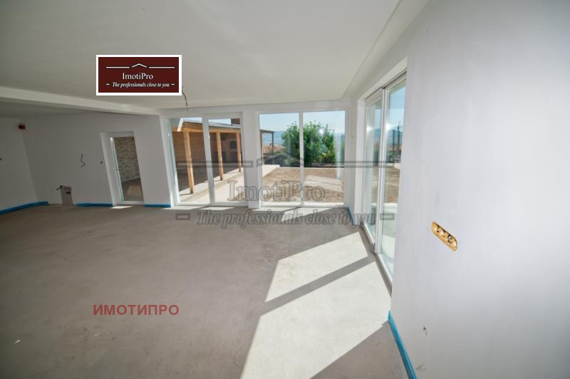 En venta  Casa región Pazardzhik , Slavovitsa , 250 metros cuadrados | 41563272 - imagen [4]