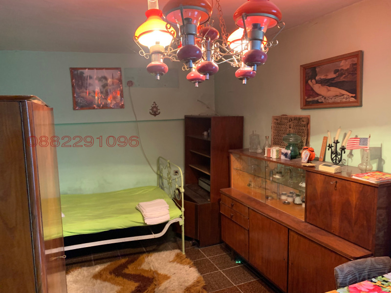 Продава КЪЩА, гр. Перник, Калкас, снимка 3 - Къщи - 52770046