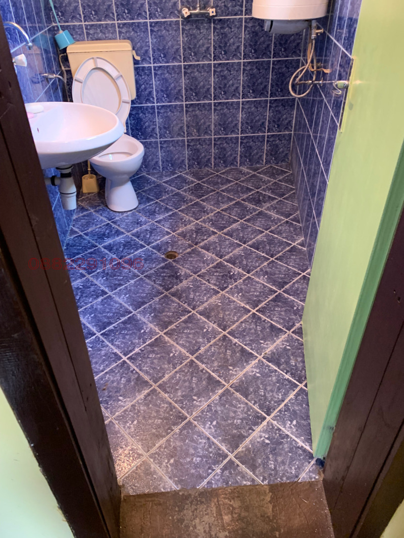 Продава КЪЩА, гр. Перник, Калкас, снимка 17 - Къщи - 52770046