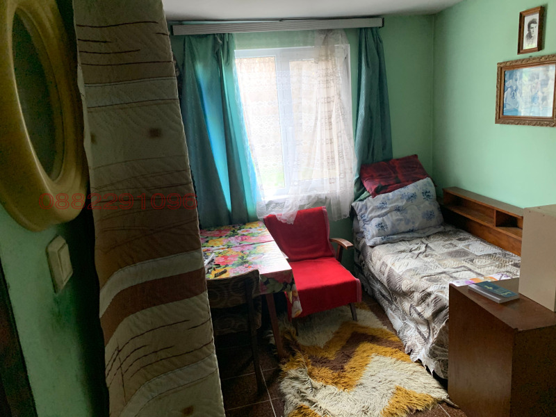 Продава КЪЩА, гр. Перник, Калкас, снимка 2 - Къщи - 52770046