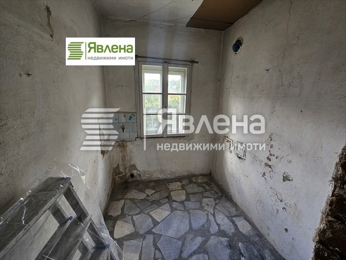 Продава КЪЩА, с. Големо Бучино, област Перник, снимка 7 - Къщи - 52619118