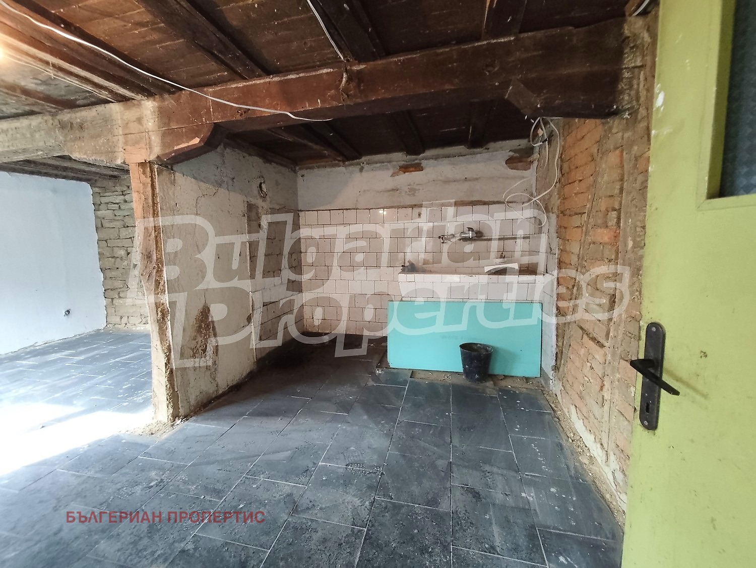 Продава КЪЩА, с. Дебнево, област Ловеч, снимка 11 - Къщи - 53914703