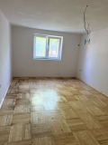 Продава ЕТАЖ ОТ КЪЩА, гр. София, гр. Банкя, снимка 2