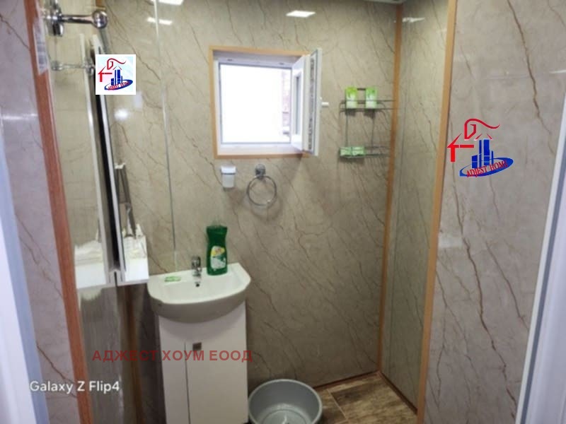 Продава ЕТАЖ ОТ КЪЩА, гр. Шумен, Център, снимка 9 - Етаж от къща - 52718885