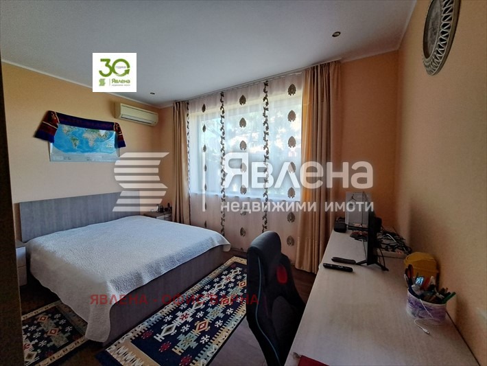 Продава КЪЩА, с. Близнаци, област Варна, снимка 12 - Къщи - 48160272