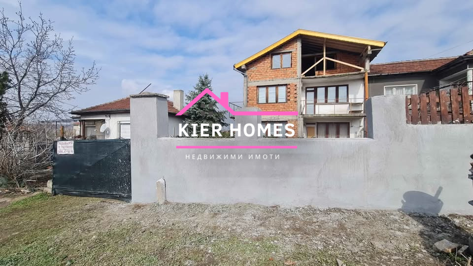 Продава КЪЩА, гр. Гълъбово, област Стара Загора, снимка 2 - Къщи - 54078196