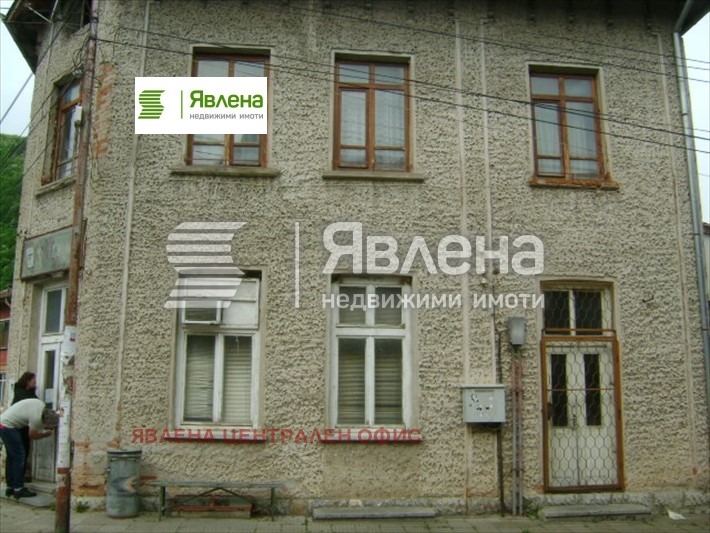 Продава КЪЩА, с. Гложене, област Ловеч, снимка 2 - Къщи - 54755648