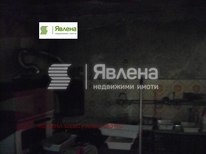 Продава КЪЩА, с. Гложене, област Ловеч, снимка 6 - Къщи - 54755648