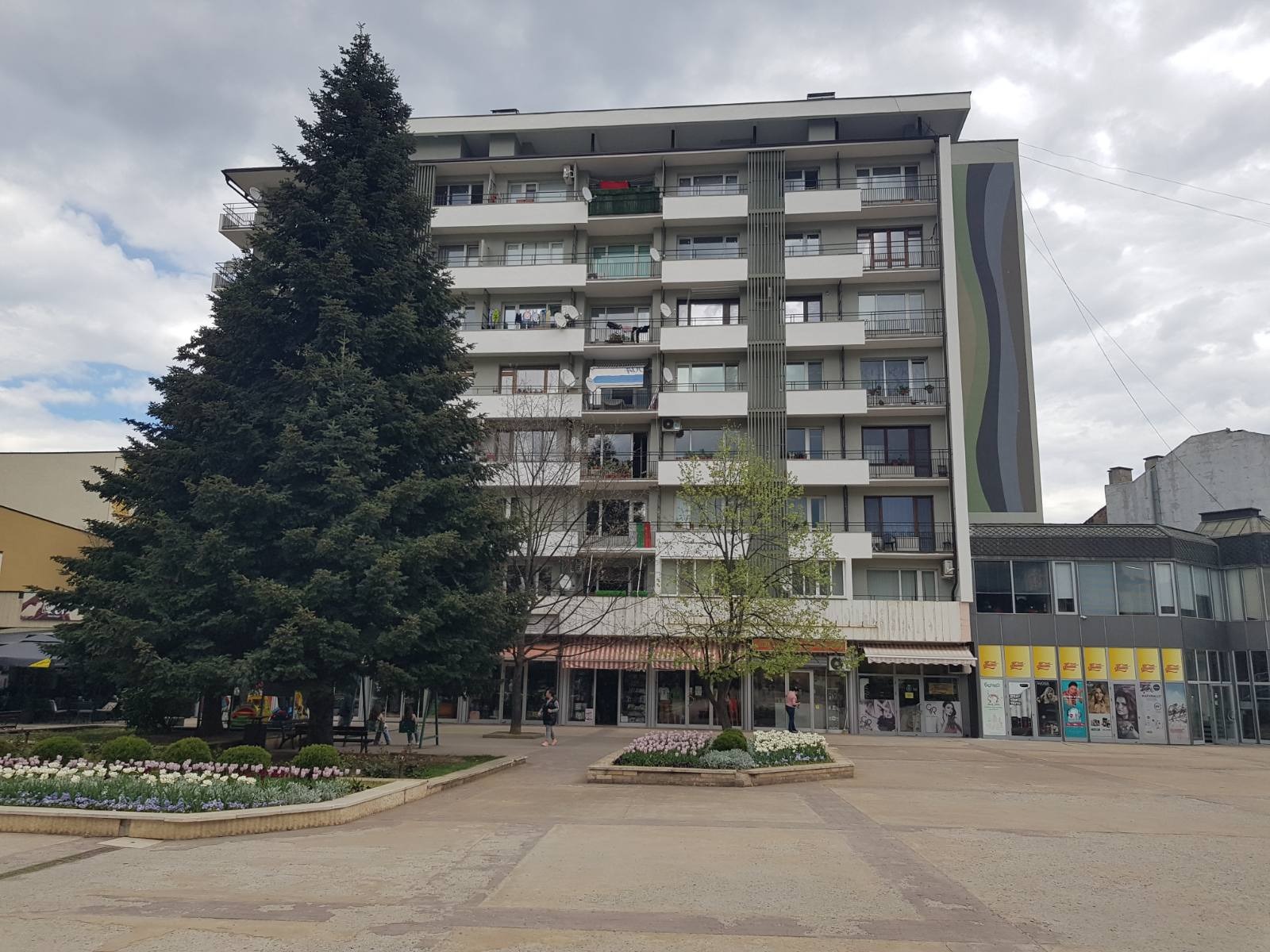 Продава 3-СТАЕН, гр. Ботевград, област София област, снимка 2 - Апартаменти - 40006779