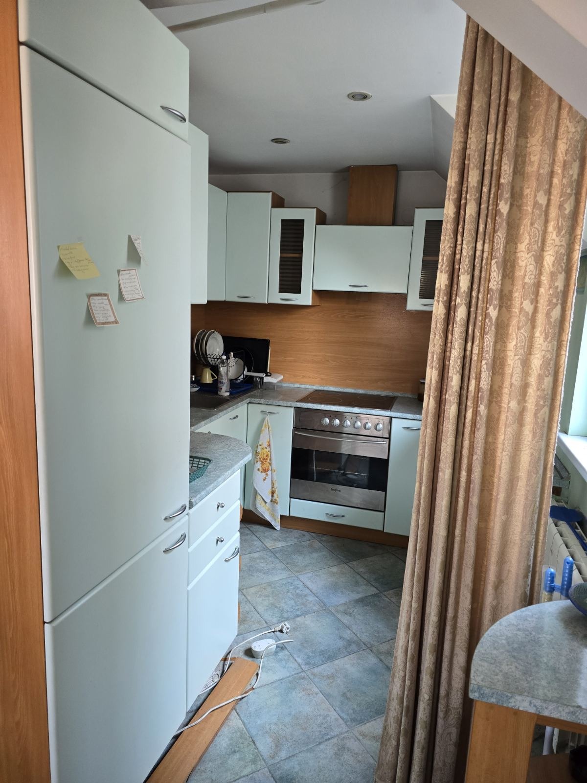 Продава 3-СТАЕН, гр. София, Иван Вазов, снимка 2 - Апартаменти - 49111327