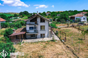σπίτι ΤΣερνη βραχ, περιοχή Μπουργκάς