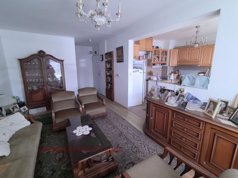 Продава  2-стаен град София , Изток , 80 кв.м | 67186102 - изображение [3]