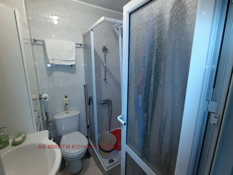 Продава  2-стаен град София , Изток , 80 кв.м | 67186102 - изображение [12]