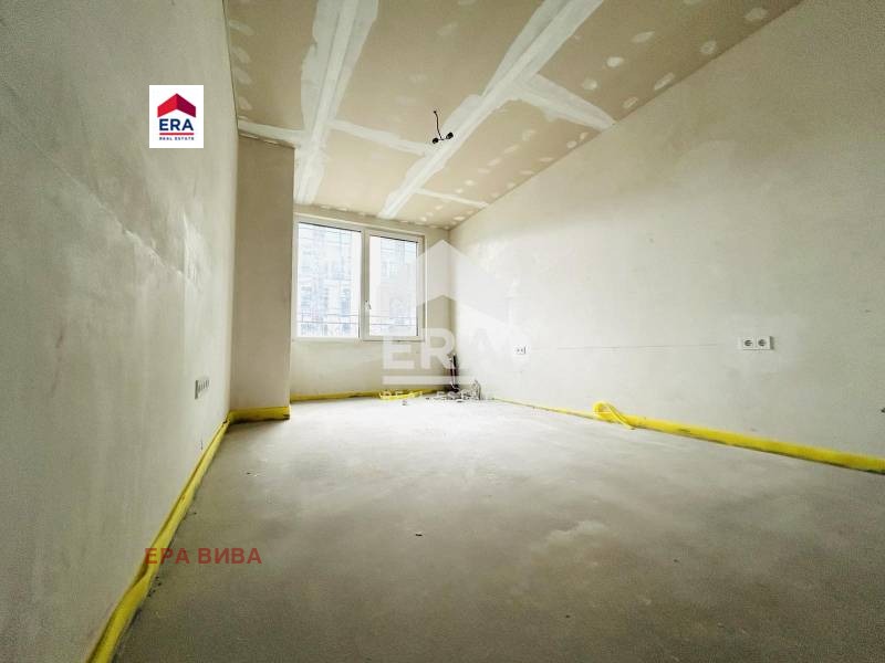 Na sprzedaż  3 sypialnie Sofia , Chladilnika , 179 mkw | 23924000 - obraz [8]