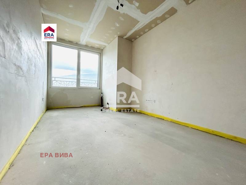 Na sprzedaż  3 sypialnie Sofia , Chladilnika , 179 mkw | 23924000 - obraz [5]