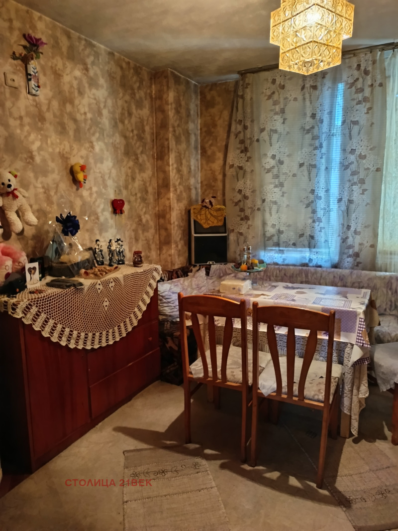 Продава МНОГОСТАЕН, гр. Мездра, област Враца, снимка 4 - Aпартаменти - 46860966