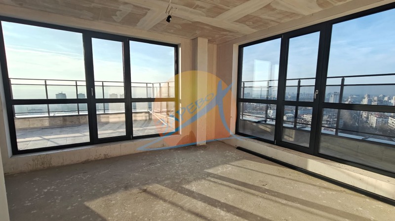 À venda  Mais de 3 quartos Burgas , Centar , 208 m² | 11224572 - imagem [4]