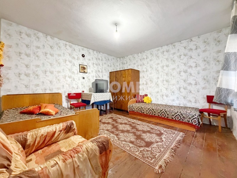 Продава КЪЩА, с. Брягово, област Пловдив, снимка 6 - Къщи - 52640797