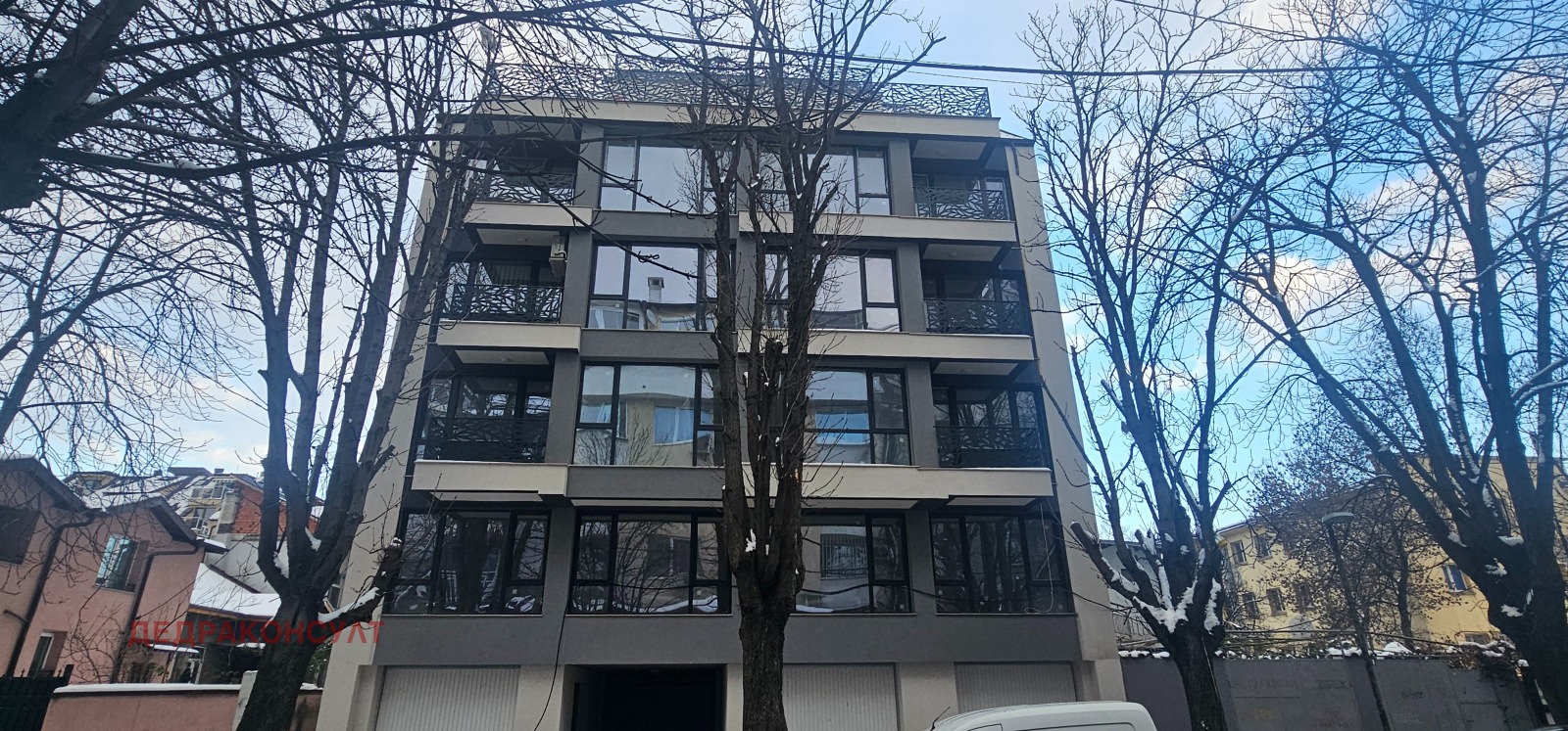 Продава 2-СТАЕН, гр. София, Света Троица