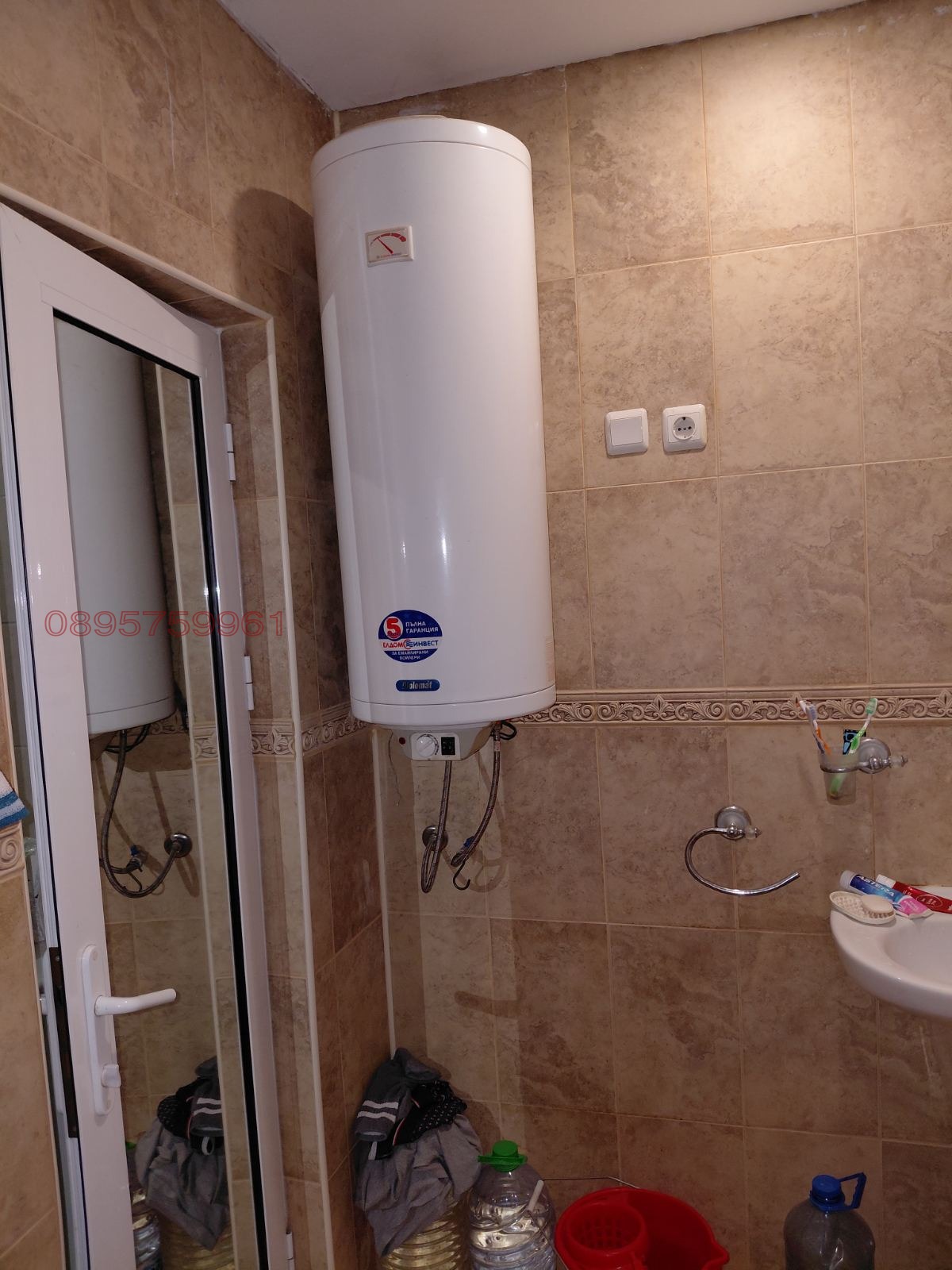Продава 4-СТАЕН, гр. Шумен, Гривица, снимка 4 - Апартаменти - 54986617