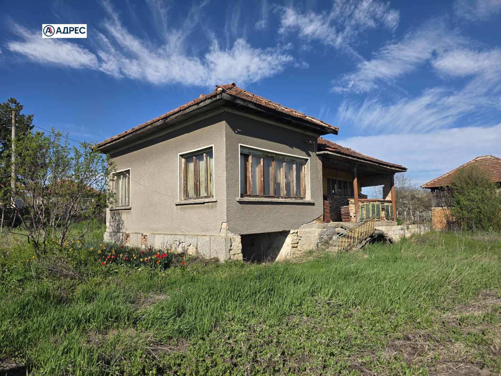 Продава КЪЩА, с. Градец, област Видин