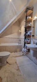 Продава КЪЩА, област Благоевград, гр. Разлог • 250000 € • 75346236 — Holmes.bg