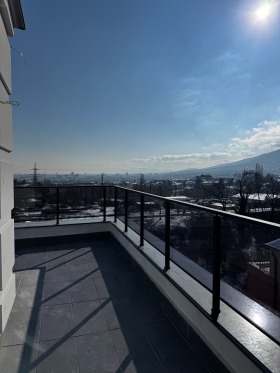 1 quarto Gorna bania, Sofia 1