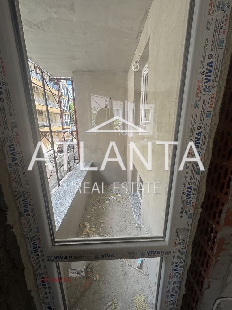 Продава АТЕЛИЕ, ТАВАН, гр. Варна, Гранд Мол, снимка 3 - Апартаменти - 55025215