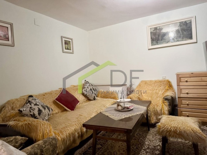 Продава КЪЩА, с. Круша, област Варна, снимка 6 - Къщи - 52619473