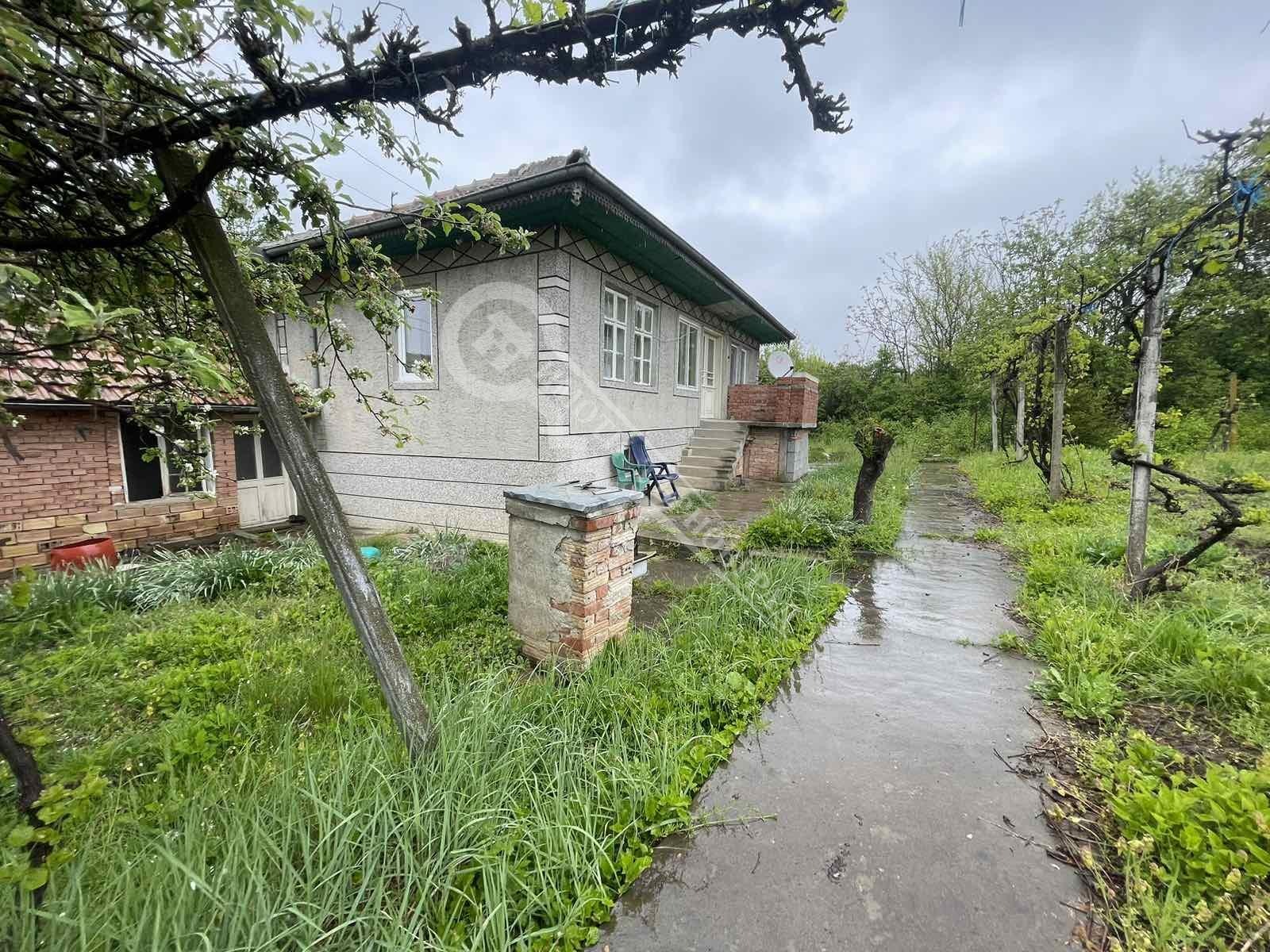 Продава КЪЩА, с. Янтра, област Велико Търново, снимка 2 - Къщи - 54537975