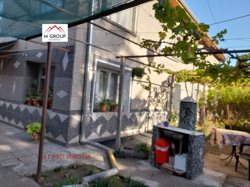 Продава КЪЩА, с. Оризари, област Пловдив, снимка 2 - Къщи - 42890355