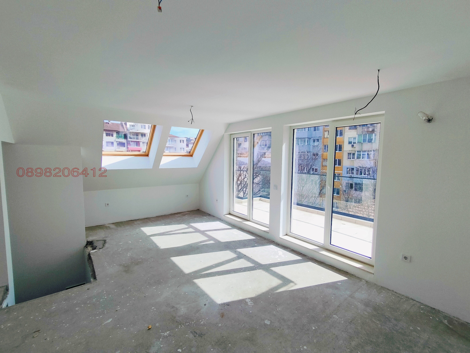 Продава МЕЗОНЕТ, гр. Варна, Левски 1, снимка 2 - Апартаменти - 53999250