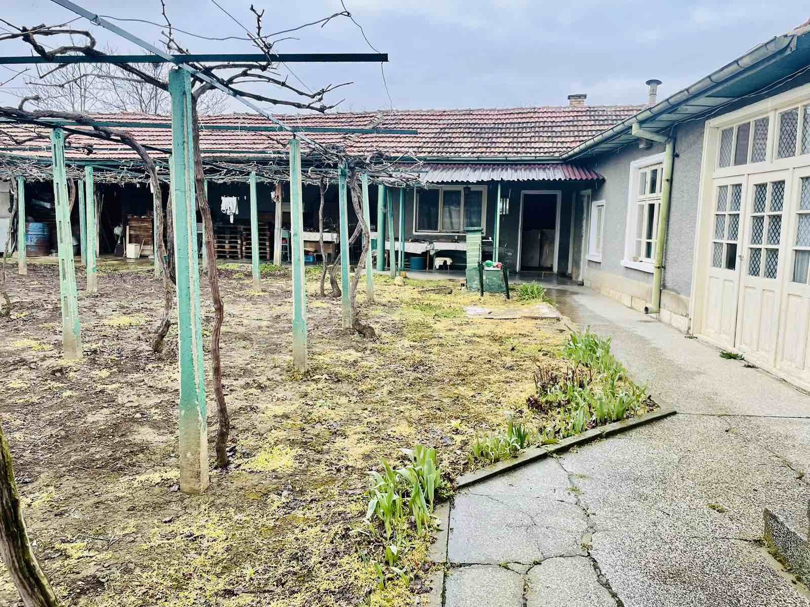 Продава КЪЩА, с. Дибич, област Шумен, снимка 5 - Къщи - 53678069