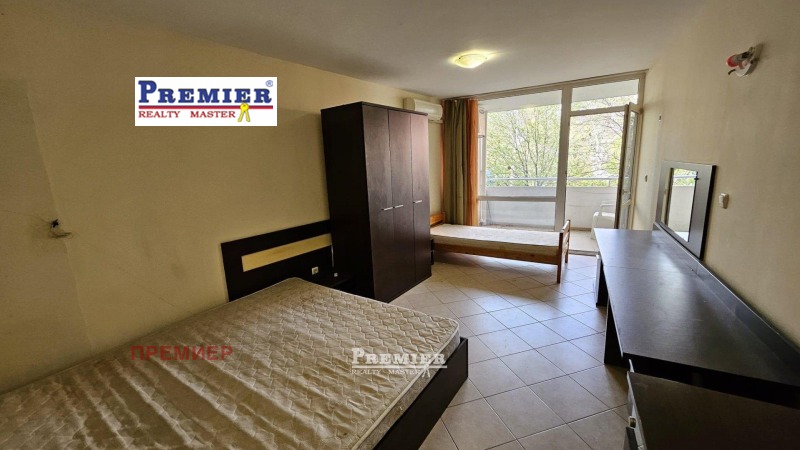 Продава 1-СТАЕН в област Бургас, к.к. Слънчев бряг - 44 кв.м / 49 500 € » 96 813.59 лв., ПРЕМИЕР