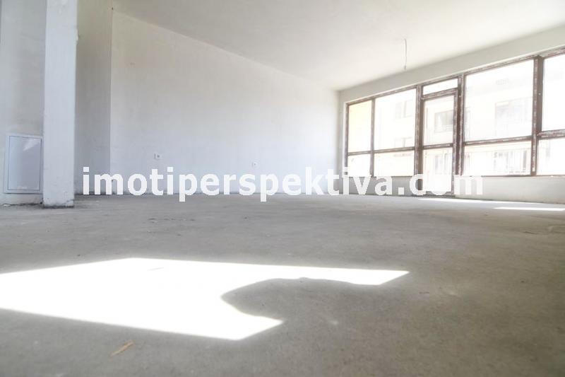 Продава 3-СТАЕН, гр. Пловдив, Кючук Париж, снимка 2 - Апартаменти - 52494807