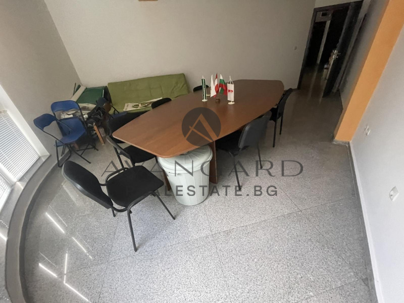 À venda  Escritório Plovdiv , Karchiiaka , 107 m² | 54591295 - imagem [9]