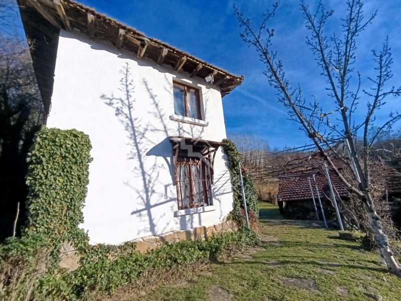 Продава КЪЩА, с. Дебел дял, област Габрово