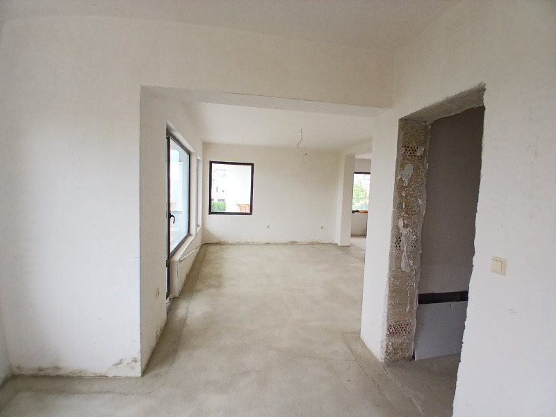 Продава КЪЩА, гр. Варна, м-т Боровец - юг, снимка 10 - Къщи - 53497137