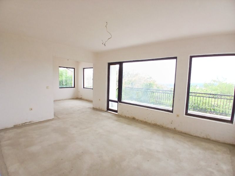 Продава КЪЩА, гр. Варна, м-т Боровец - юг, снимка 7 - Къщи - 53497137