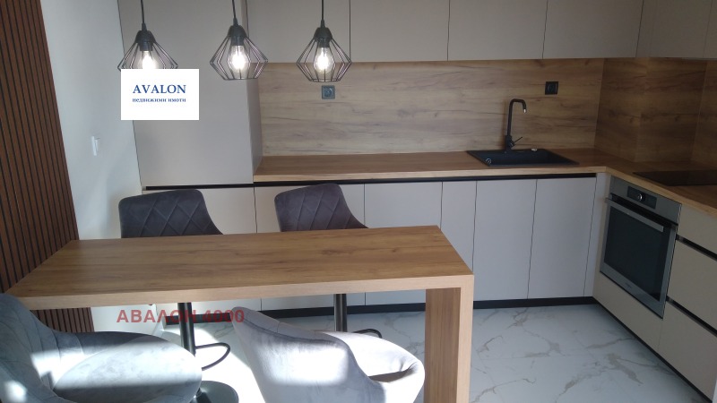 Продава 2-СТАЕН, гр. Пловдив, Остромила